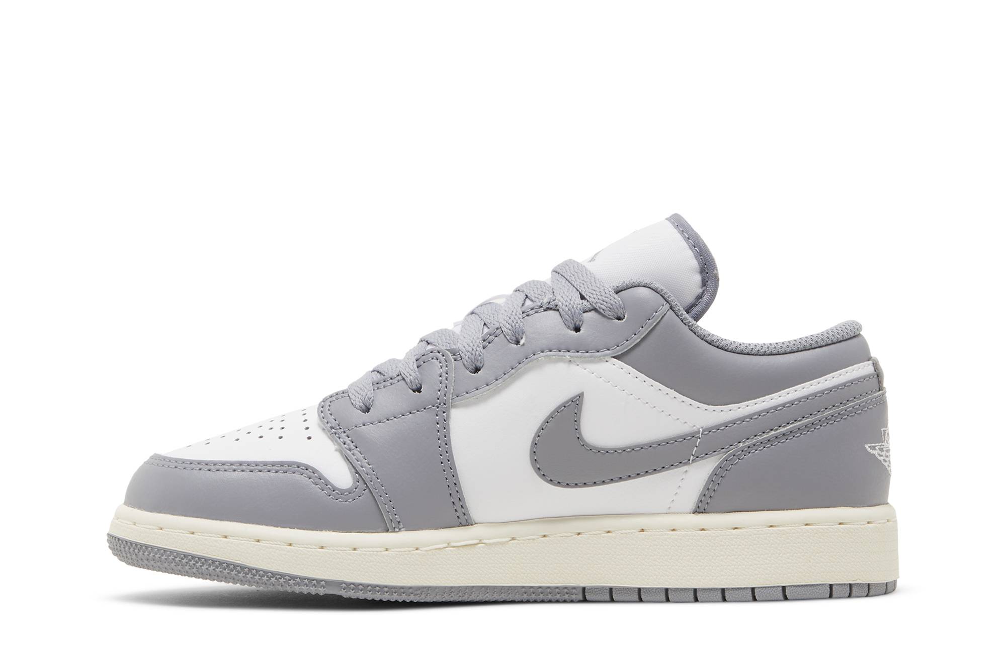 (Grade School) Air Jordan 1 Low ‘Vintage Grey’ 553560-053