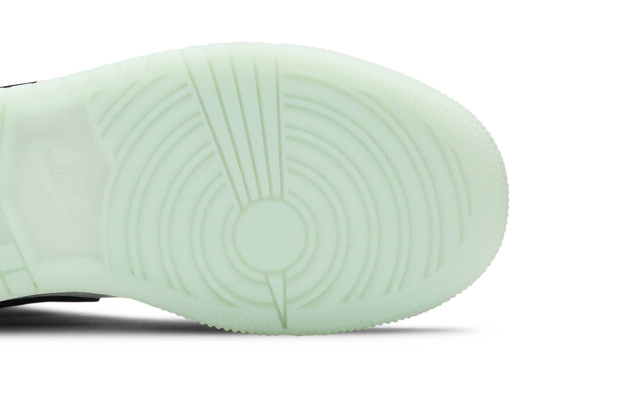 (Grade School) Air Jordan 1 Mid SE Glow in the Dark Panda BQ6931-103 Nicesnk